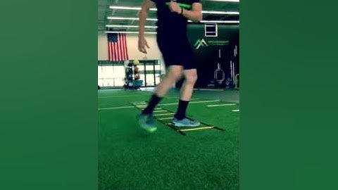 Ladder Drill- Cross Behind