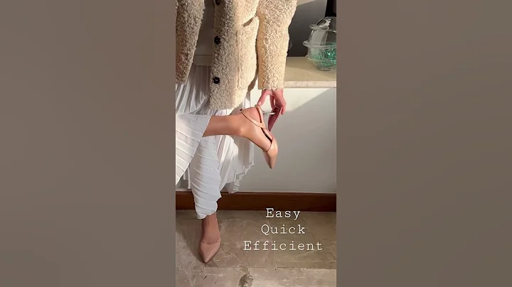 Introducing VICE VERSA: a 2-in-1 convertible heel that folds to flats in seconds