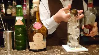 【ベネディクト】【毎日カクテルチャレンジ】甘口ハーブ系リキュールの使い道♪