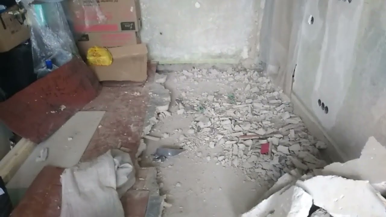 Демонтаж пола в хрущевке - YouTube