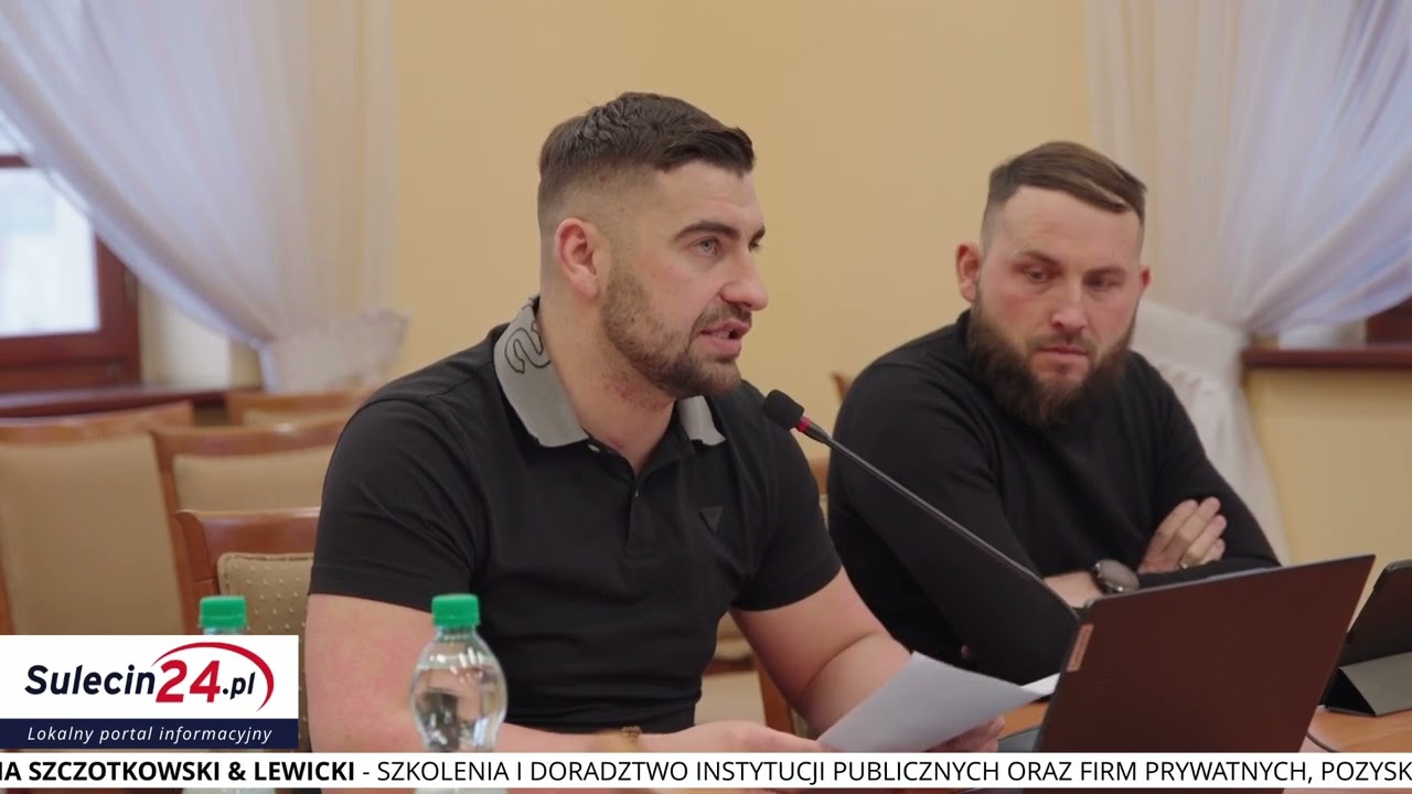 Radny Kowalew wyszedł z dobrą inicjatywą. Chodzi o obniżenie pensji burmistrza i diet radnych.