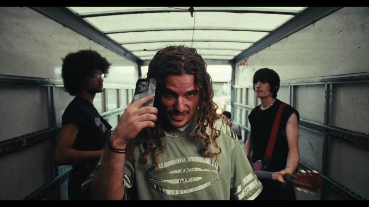 Streaming: bby – “Fuggit”: London’s DIY Chaos, Bottled into a Song