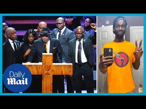 Family of tyre nichols pay tribute at his funeral