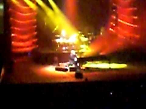 Elton John and Ray Cooper Paris 2nd October - Better Of Dead