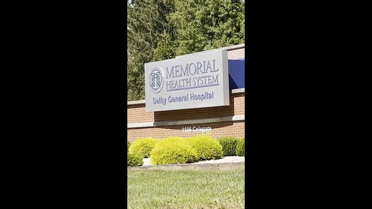Woman sues hospital after surgeons amputate wrong leg Woman sues hospital after surgeons amputate wrong leg