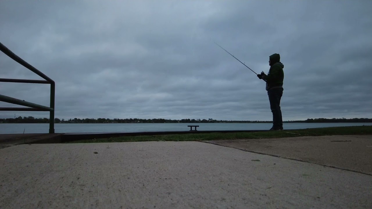 Marine City St Clair River Shore Fishing second try