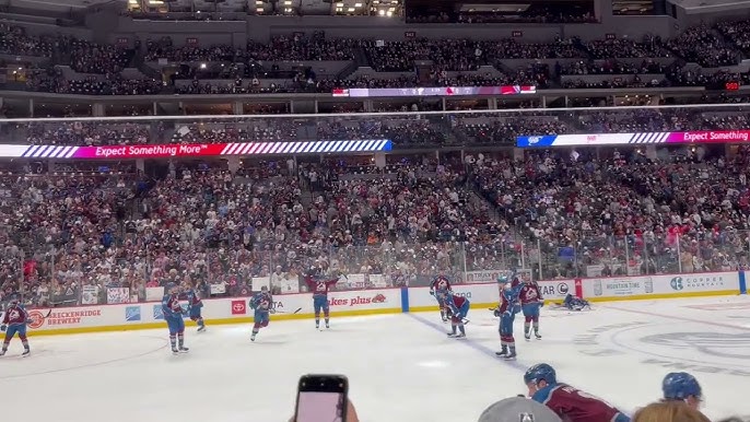 Flyers take warmups in 'Cooperalls' ahead of game vs. Blues