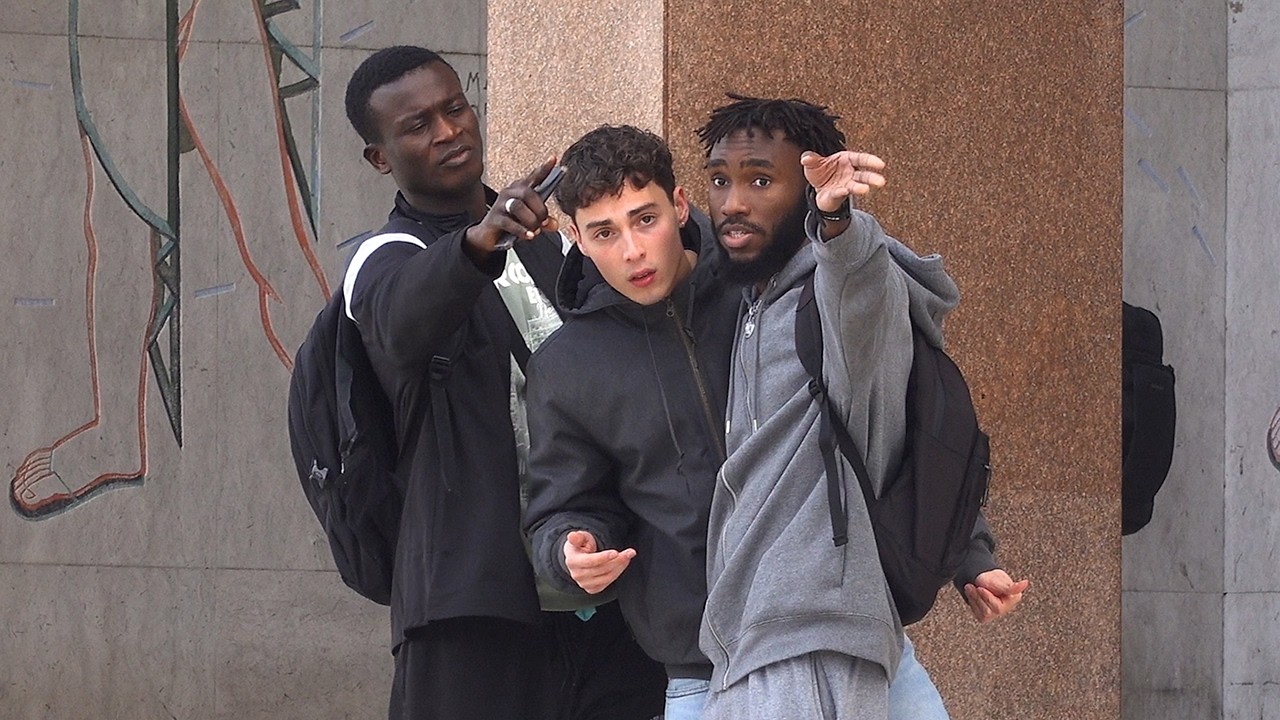 Tenho ZERO Noção de Espaço Pessoal