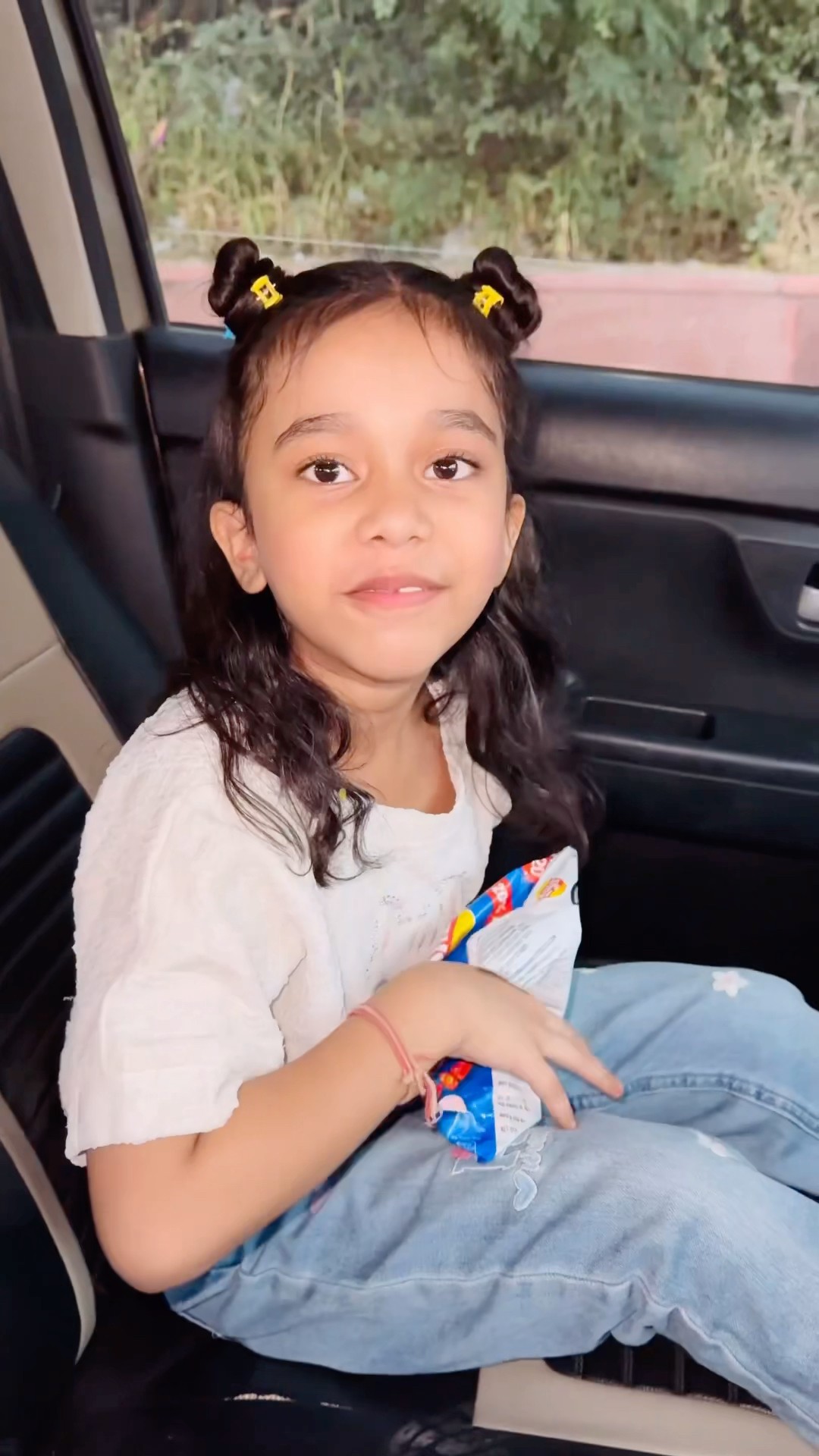 amaira ki car ke niche kon a gya? #shorts #thegeetagurjar