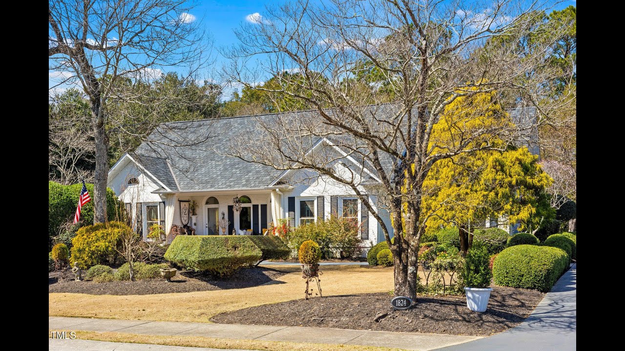 NEW LISTING: 1824 Pembroke Jones Drive Wilmington NC 28405