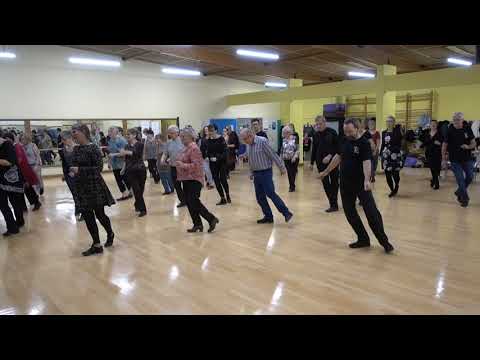 DESPACITO CUMBIA Line Dance   2019 Vandoeuvre, France Weekend Workshop with Ira Weisburd