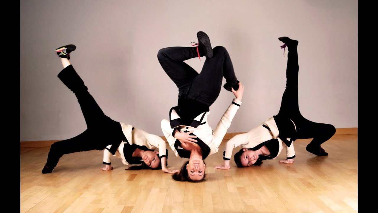 Female HEAD SPINNING Breakdance Show YouTube Female HEAD SPINNING Breakdance Show YouTube