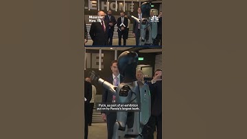 AI-powered humanoid robot dances for Putin in Russia