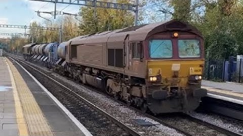 Class 66 | 66139 + 66011 | RHTT | DB Cargo UK - EWS Livery | Tilehurst | 09/11/22