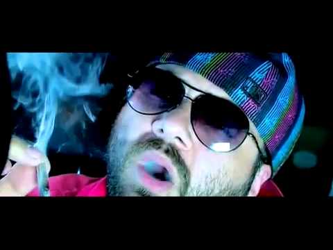 Maximilian-cu-Grasu-XXL-Pizda-La-Volan-videoclip-cenzurat-HD