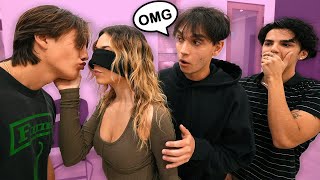 GUESSING MY BOYFRIEND BLINDFOLDED CHALLENGE!