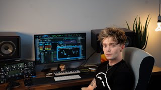 Bedroom Producer Connor Ball from The Vamps | Deep Dive | VocAlign and RePitch
