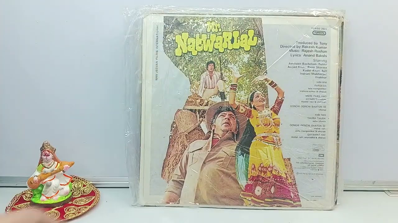 Vinyl LPs of Hindi movies on sell at Rs. 300 onwards. All LPs bundle at special price.