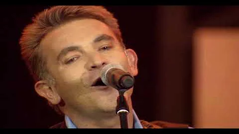 Theuns Jordaan - Sal Jy Bly (LIVE)