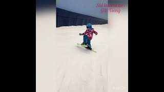 Small group 5-day lesson: a 8-year-old ski beginner made it to the blue