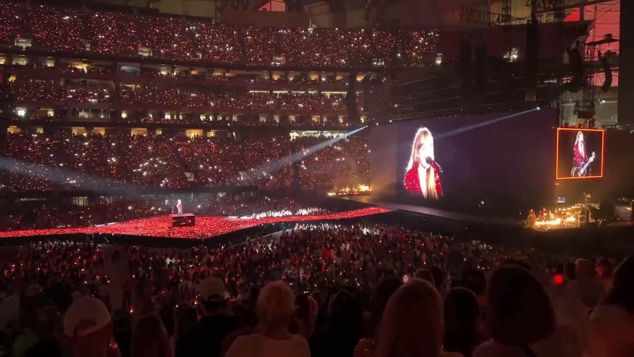 All too well (10 minute version) Taylor Swift- Eras Tour