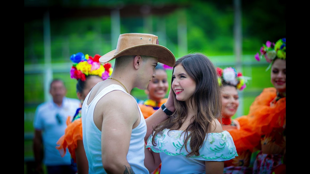 Tu Consentida | Daniela González | Letra 