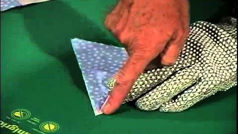 Make a Thousand Pyramids Quilt with Equilateral Triangle Block Designs