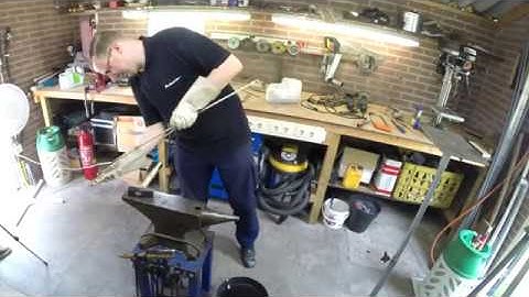 Blacksmithing - Timelapse (by Eddy