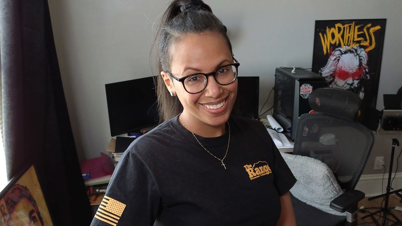 Happy Friday! 😘 What’s on your mind today?