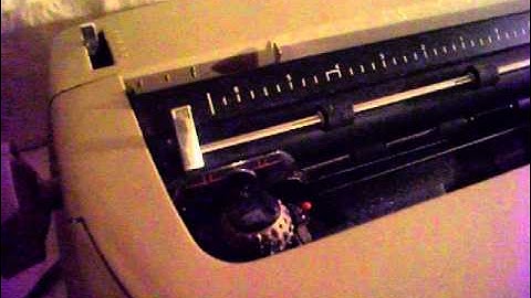 IBM Electric Typewriter Prestige Elite 72