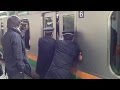 【痛勤電車】ドアが開かなくなるほどの混雑＠赤羽駅 Rush hour Train. Japan,Tokyo