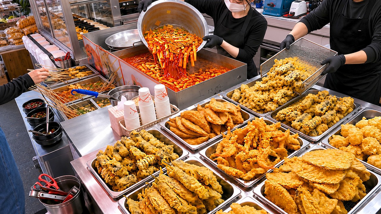 아침부터 줄서서 먹는?! 소문난 분식맛집! 떡볶이, 튀김, 어묵, 김밥, 순대 / Spicy Rice Cake Tteokbokki - Korean Street Food