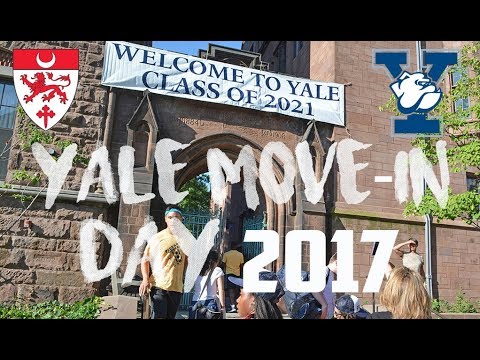 COLLEGE MOVE-IN DAY