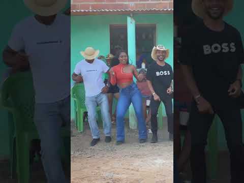 O menino de vó vai deixar vovó #dança