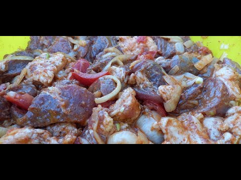 Wideo: Jak Gotować Kebab Na Wodzie Mineralnej