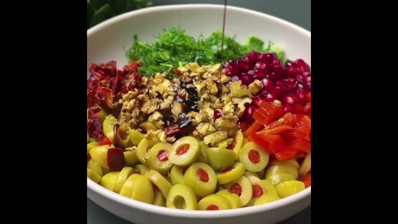 📣YEŞİL ZEYTİN SALATASI #shorts 📣YEŞİL ZEYTİN SALATASI #shorts