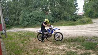 Ботан за рулём YAMAHA YZ450F Nerd driving YAMAHA YZ450F