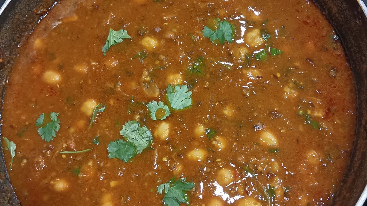 Aaj banaenge special chhola black chana aur mung mix chhola recipe | Priyanka's kitchen.08 is live