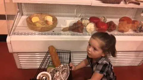 Shopping at childrens museum part 1