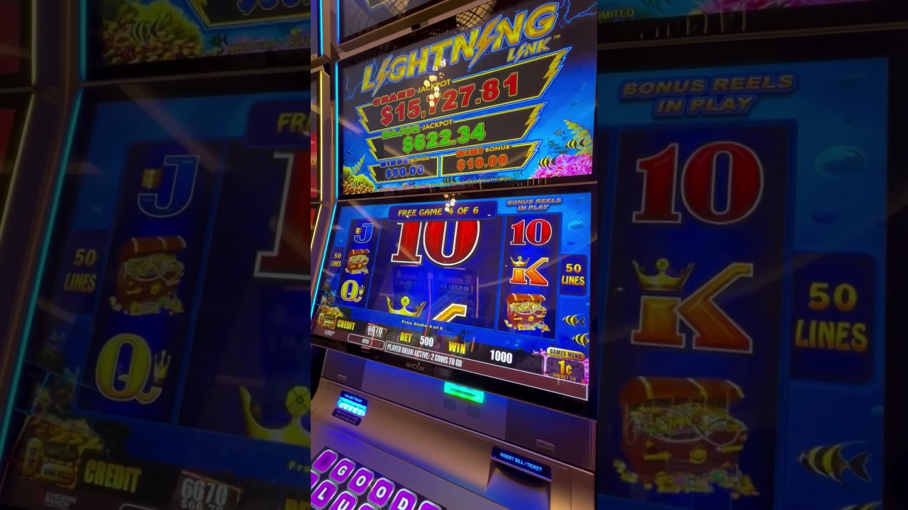 casino slot machine vector 🥇AWARD FOR THE WORST BONUS EVER! On A $5.00 Bet slot worst slotmachine bonus wtf