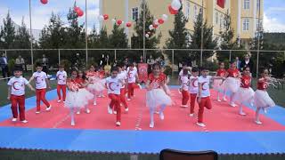 1.sınıflar Türk Çocuğusun Gösterisi