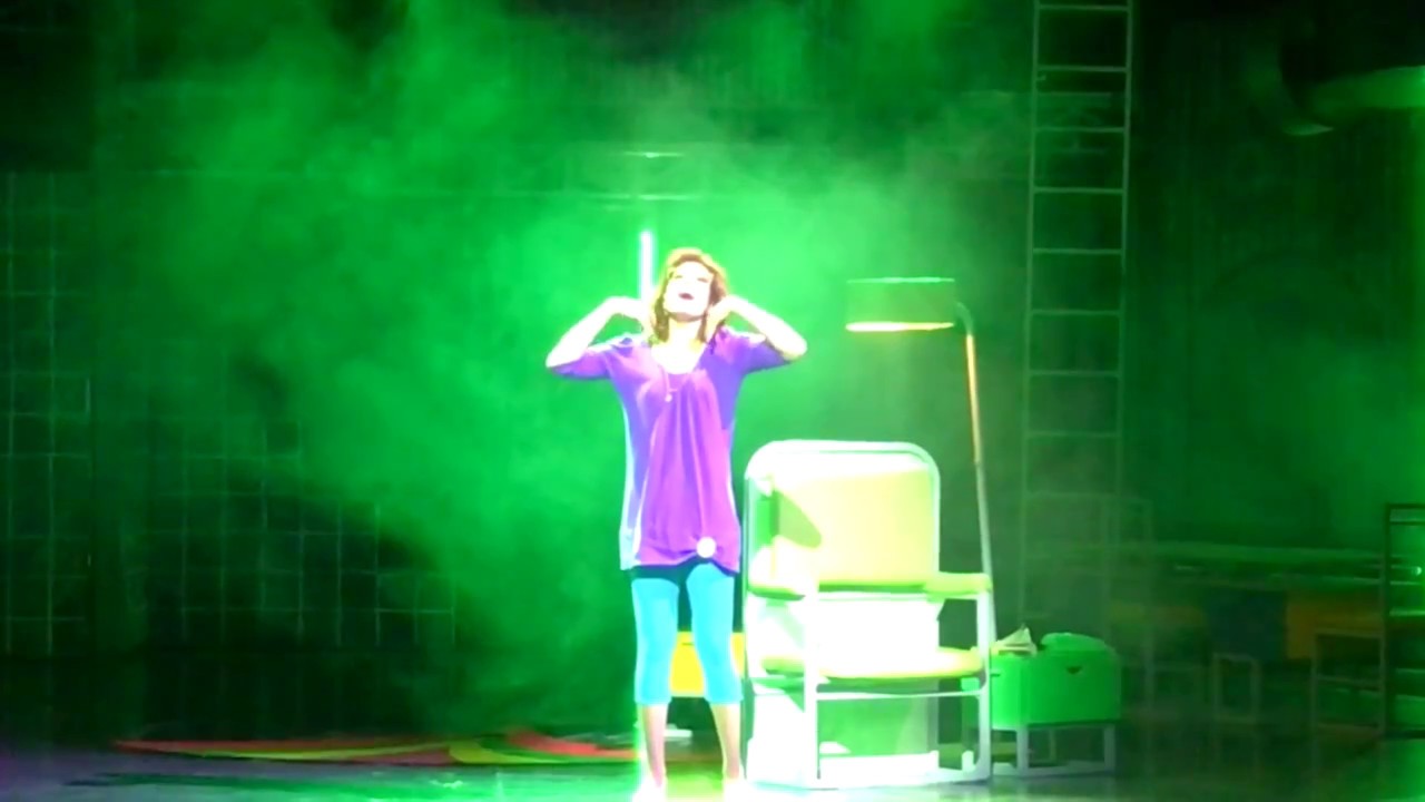 Lety López - De mi Enamórate - Mentiras el Musical