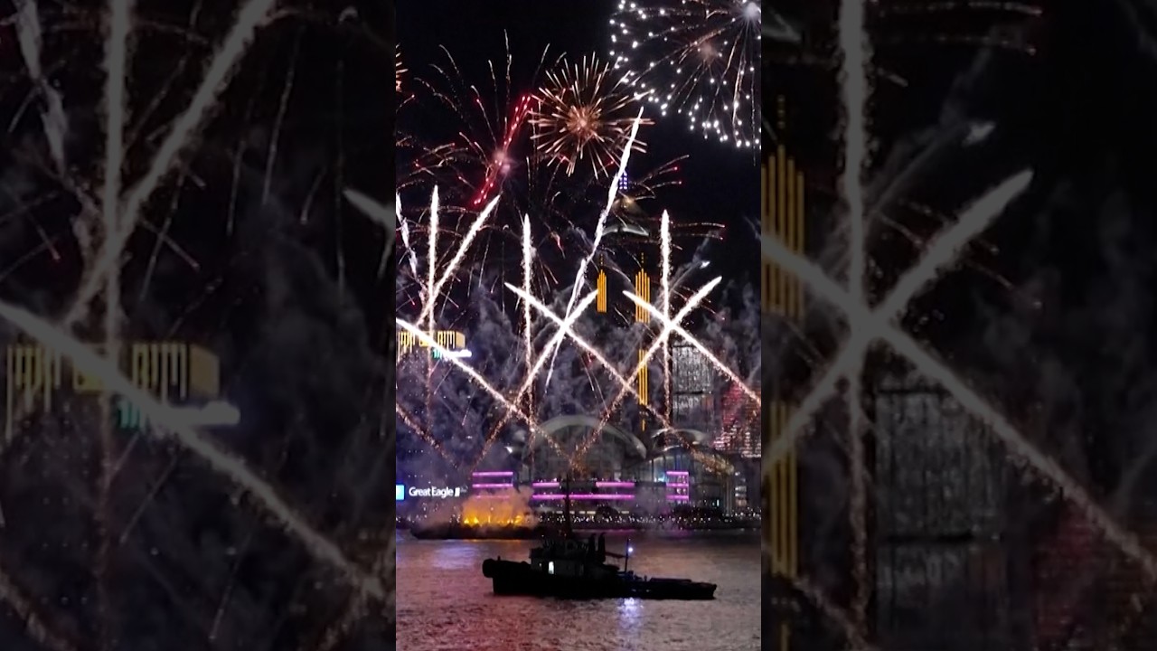 Hong Kong fireworks display marks China’s National Day Hong Kong fireworks display marks China’s National Day