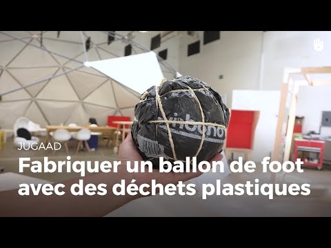 Vidéo: Comment Faire Un Ballon De Foot