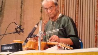 Raga -puria dhanashri (alap, jod & jhala) [live concert recording]
this is an excellent rendering of puria (alap) by pt. brij bhushan
kabra, t...