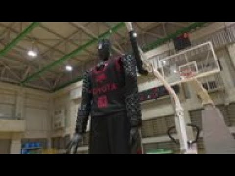 Hoop-shooting robot beats basketball pros