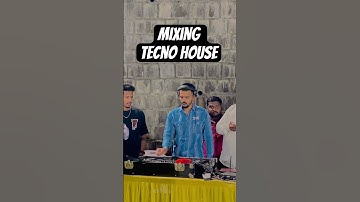 Mixing✨🔥  #tecnohouse #roadshow #deejay #dj #music #bollywood #viral #mixing #beattobeats #looping