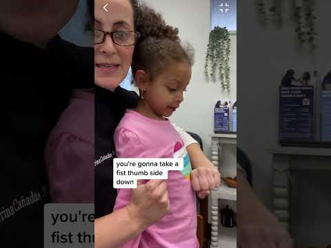 वीडियो: बेबी हिचकी को दूर करने के 10 तरीके