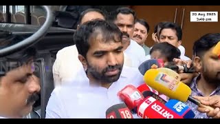 Download Lagu പേരില്ലാത്ത ആ MLA ആരാണെന്ന് അവര് പറയട്ടെ | Chandy Oommen MP3 Download Lagu പേരില്ലാത്ത ആ MLA ആരാണെന്ന് അവര് പറയട്ടെ | Chandy Oommen MP3