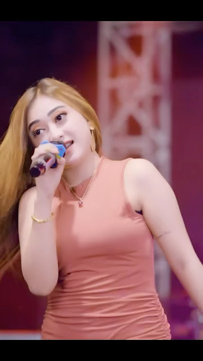 Shinta Arshinta - St12 Terlalu #dangdut #shintaarsinta #st12 #berkahtalenta